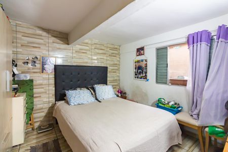 Casa à venda com 215m², 4 quartos e 2 vagas Casa à venda com 215m², 4 quartos e 2 vagasQuarto 5