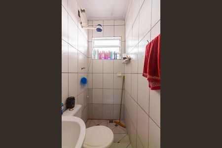 Casa à venda com 215m², 4 quartos e 2 vagas Casa à venda com 215m², 4 quartos e 2 vagasBanheiro 3