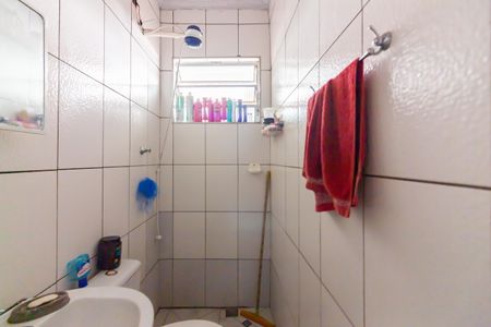 Casa à venda com 215m², 4 quartos e 2 vagas Casa à venda com 215m², 4 quartos e 2 vagasBanheiro 3