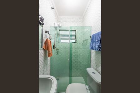 Casa à venda com 215m², 4 quartos e 2 vagas Casa à venda com 215m², 4 quartos e 2 vagasBanheiro 1