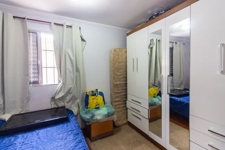 Casa à venda com 215m², 4 quartos e 2 vagas Casa à venda com 215m², 4 quartos e 2 vagasQuarto 2