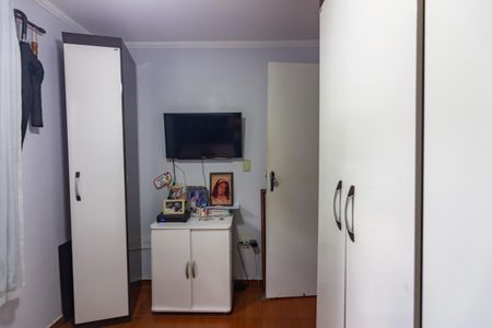 Casa à venda com 215m², 4 quartos e 2 vagas Casa à venda com 215m², 4 quartos e 2 vagasQuarto 1