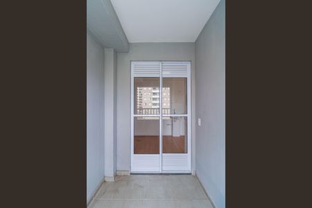 Apartamento para alugar com 31m², 2 quartos e sem vaga Apartamento para alugar com 31m², 2 quartos e sem vagaVaranda da Sala
