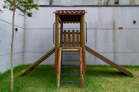 Apartamento para alugar com 31m², 2 quartos e sem vaga Apartamento para alugar com 31m², 2 quartos e sem vagaÁrea Comum - Playground