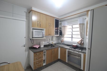 Apartamento à venda com 72m², 2 quartos e sem vagaCozinha