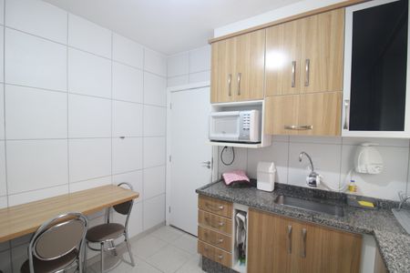 Apartamento à venda com 72m², 2 quartos e sem vagaCozinha