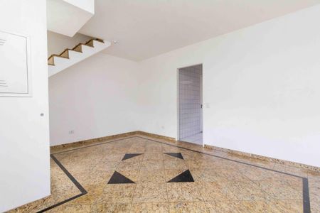 Casa de condomínio à venda com 71m², 2 quartos e 2 vagas Casa de condomínio à venda com 71m², 2 quartos e 2 vagasSala