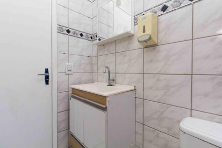 Casa de condomínio à venda com 71m², 2 quartos e 2 vagas Casa de condomínio à venda com 71m², 2 quartos e 2 vagasBanheiro 1