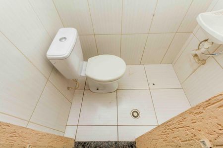 Casa de condomínio à venda com 71m², 2 quartos e 2 vagas Casa de condomínio à venda com 71m², 2 quartos e 2 vagasBanheiro 2