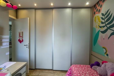 Apartamento à venda com 106m², 3 quartos e 2 vagas Apartamento à venda com 106m², 3 quartos e 2 vagasQuarto 2