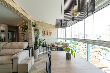 Apartamento à venda com 106m², 3 quartos e 2 vagas Apartamento à venda com 106m², 3 quartos e 2 vagasVaranda Gourmet