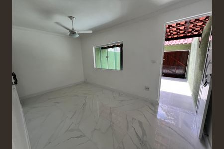 Casa de condomínio para alugar com 90m², 1 quarto e 1 vagaSala