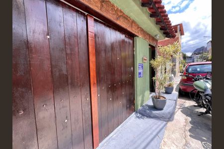 Casa de condomínio para alugar com 90m², 1 quarto e 1 vagaFachada