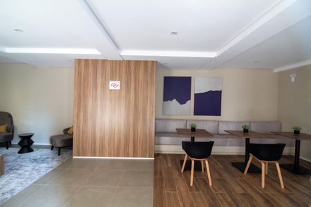 Apartamento para alugar com 28m², 1 quarto e sem vagaÁrea comum - Salão de Festas