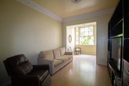 Apartamento à venda com 126m², 3 quartos e sem vagaSala