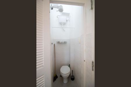 Apartamento à venda com 126m², 3 quartos e sem vagaÁrea de serviço - banheiro