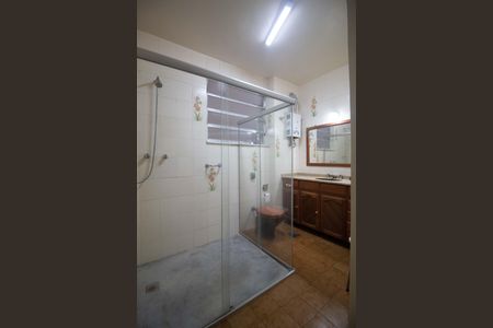 Apartamento à venda com 126m², 3 quartos e sem vagaBanheiro social