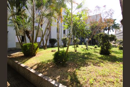 Apartamento à venda com 66m², 2 quartos e sem vagaÁrea comum