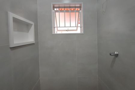 Casa à venda com 122m², 3 quartos e 2 vagas Casa à venda com 122m², 3 quartos e 2 vagasBanheiro Social