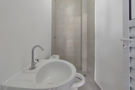 Casa à venda com 122m², 3 quartos e 2 vagas Casa à venda com 122m², 3 quartos e 2 vagasLavabo