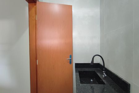 Casa à venda com 122m², 3 quartos e 2 vagas Casa à venda com 122m², 3 quartos e 2 vagasBanheiro Suíte