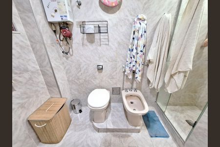 Apartamento à venda com 124m², 4 quartos e 1 vagaBanheiro