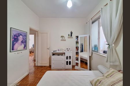 Apartamento à venda com 124m², 4 quartos e 1 vagaQuarto 1