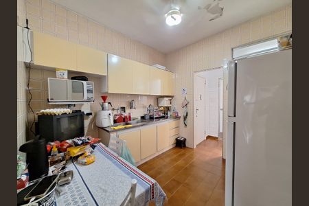 Apartamento à venda com 124m², 4 quartos e 1 vagaCozinha