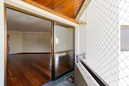 Apartamento à venda com 147m², 3 quartos e 2 vagas Apartamento à venda com 147m², 3 quartos e 2 vagasVaranda da Sala