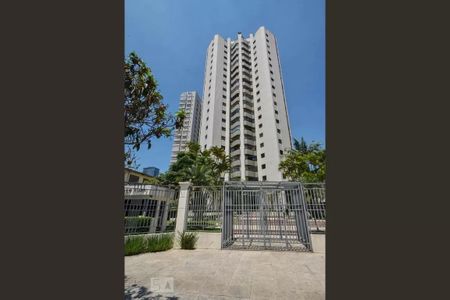 Apartamento à venda com 147m², 3 quartos e 2 vagasFachada