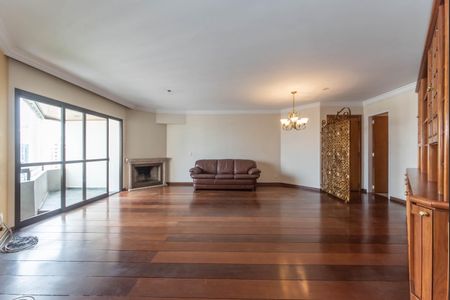 Apartamento à venda com 147m², 3 quartos e 2 vagasSala
