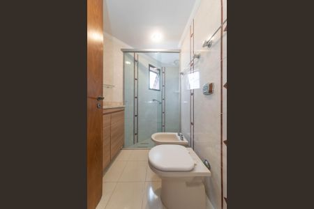 Apartamento à venda com 147m², 3 quartos e 2 vagasBanheiro da Suíte