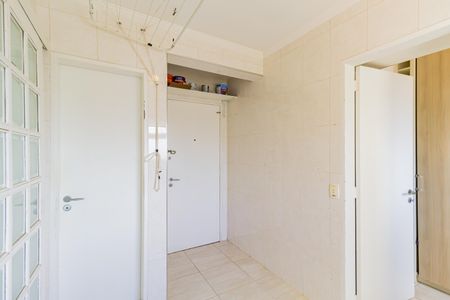 Apartamento à venda com 147m², 3 quartos e 2 vagas Apartamento à venda com 147m², 3 quartos e 2 vagasÁrea de Serviço