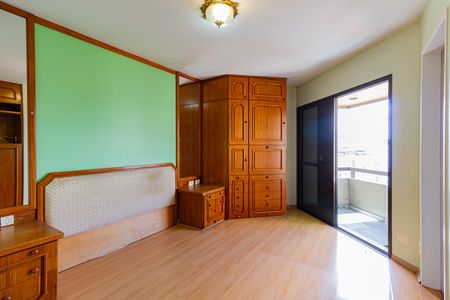 Apartamento à venda com 147m², 3 quartos e 2 vagas Apartamento à venda com 147m², 3 quartos e 2 vagasSuíte