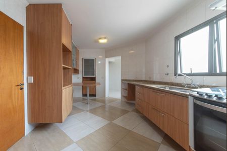 Apartamento à venda com 147m², 3 quartos e 2 vagasCozinha
