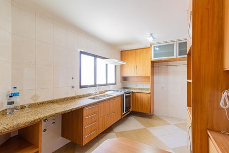 Apartamento à venda com 147m², 3 quartos e 2 vagas Apartamento à venda com 147m², 3 quartos e 2 vagasCozinha