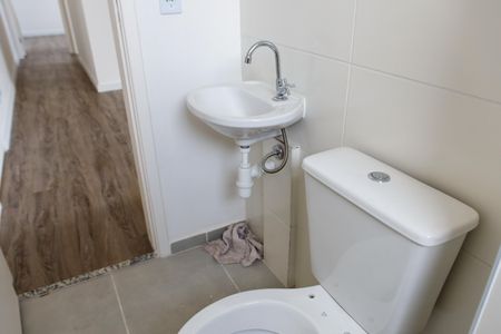 Apartamento à venda com 49m², 2 quartos e 1 vaga Apartamento à venda com 49m², 2 quartos e 1 vagaBanheiro