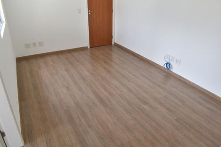 Apartamento para alugar com 65m², 3 quartos e 1 vagaSala