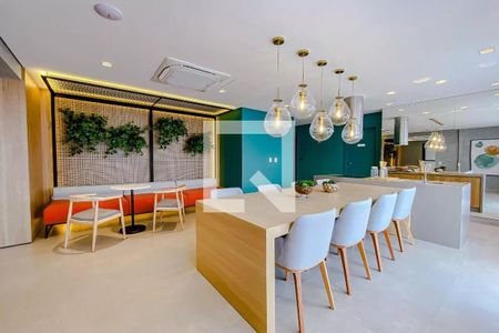 Apartamento para alugar com 50m², 2 quartos e 1 vaga Apartamento para alugar com 50m², 2 quartos e 1 vagaÁrea comum - Salão de festas