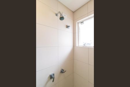 Casa de condomínio para alugar com 158m², 4 quartos e 2 vagas Casa de condomínio para alugar com 158m², 4 quartos e 2 vagasBanheiro da Suíte