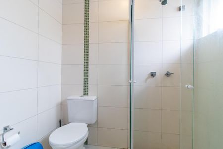 Casa de condomínio para alugar com 158m², 4 quartos e 2 vagas Casa de condomínio para alugar com 158m², 4 quartos e 2 vagasBanheiro da Suíte