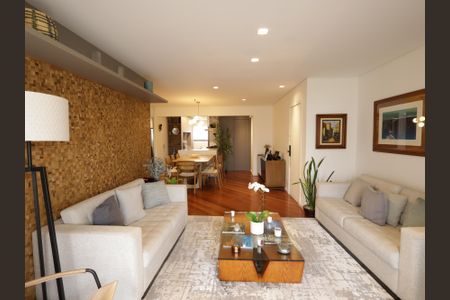 Apartamento à venda com 140m², 3 quartos e 4 vagasSala