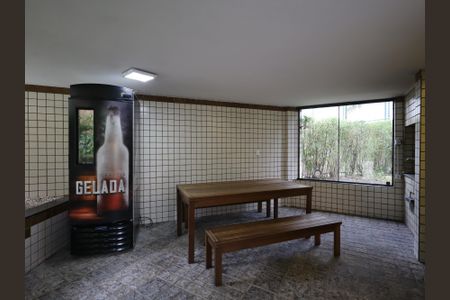 Apartamento à venda com 140m², 3 quartos e 4 vagasÁrea comum - Churrasqueira