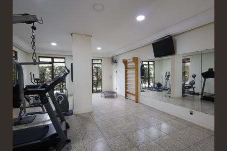 Apartamento à venda com 140m², 3 quartos e 4 vagasÁrea comum - Academia