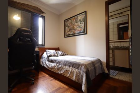 Apartamento à venda com 140m², 3 quartos e 4 vagasSuíte 2