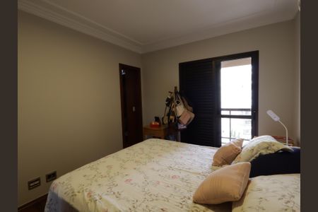 Apartamento à venda com 140m², 3 quartos e 4 vagasSuíte 3