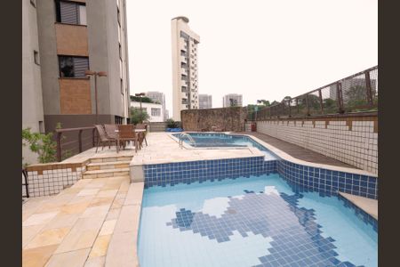 Apartamento à venda com 140m², 3 quartos e 4 vagasÁrea comum - Piscina