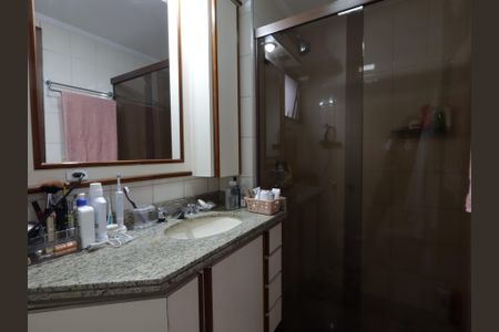Apartamento à venda com 140m², 3 quartos e 4 vagasBanheiro da Suíte 3