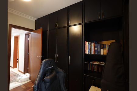 Apartamento à venda com 140m², 3 quartos e 4 vagasSuíte 2