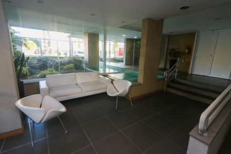 Apartamento à venda com 61m², 2 quartos e 1 vagaHall de entrada